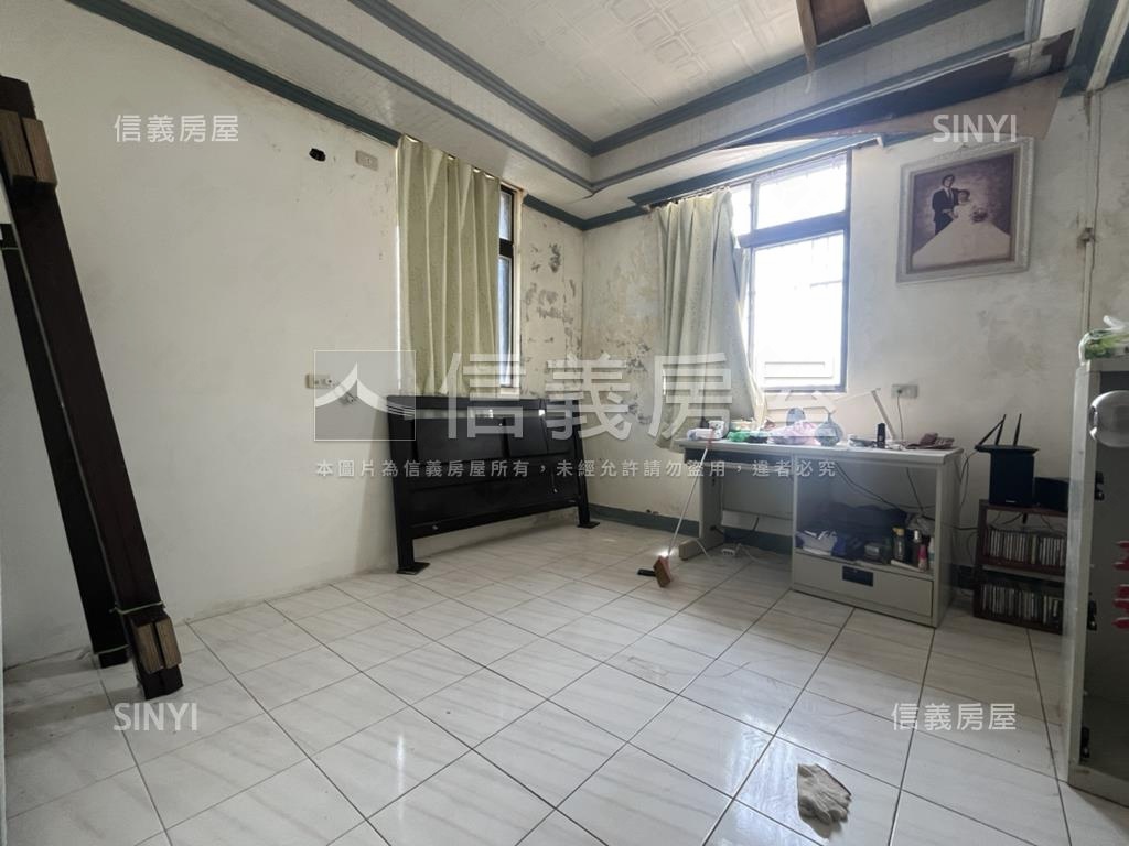 彩色世界景觀透天房屋室內格局與周邊環境