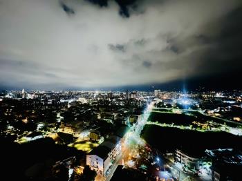 君大院次頂樓邊間美景三房