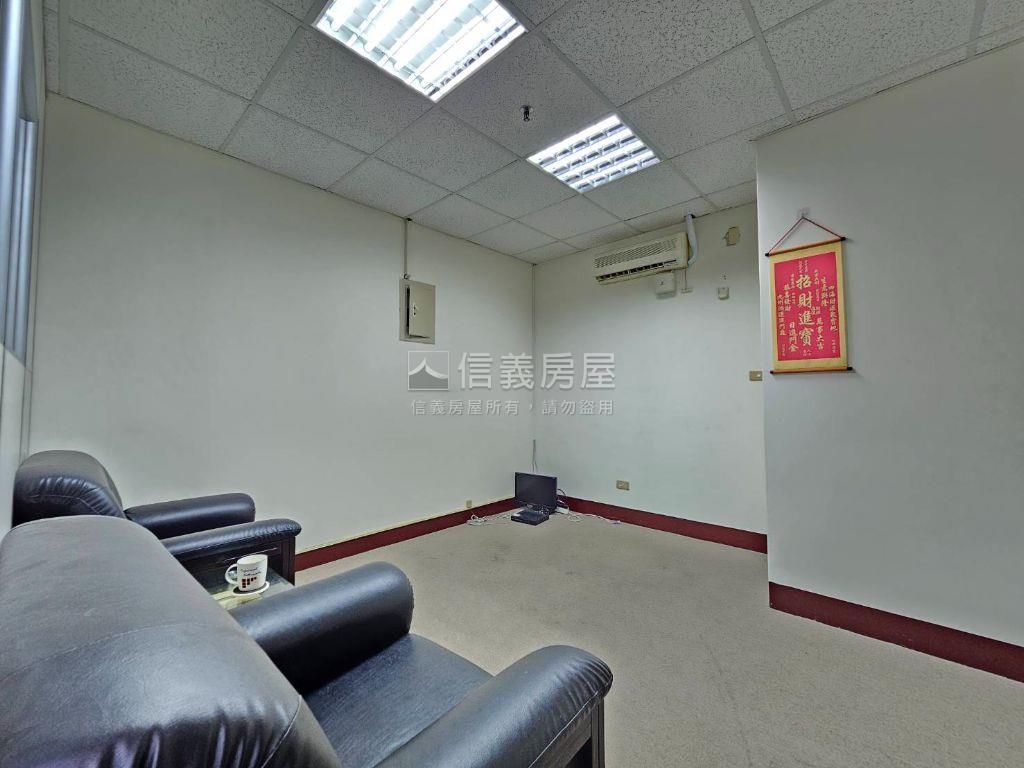 雙翼優質辦公室房屋室內格局與周邊環境