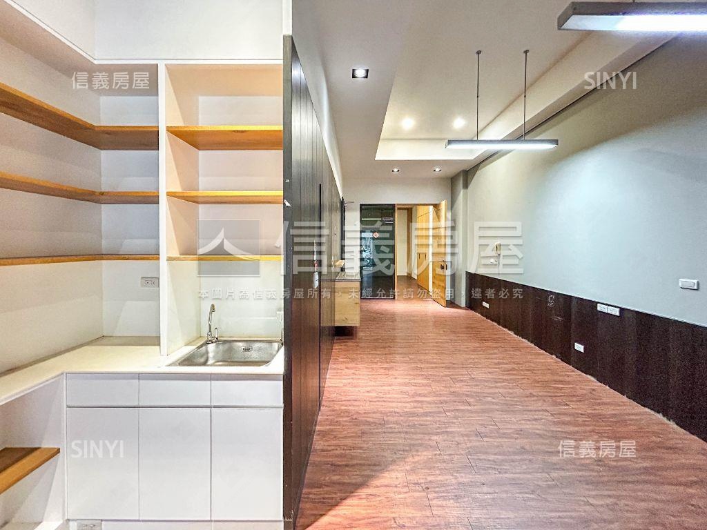 副都心｜崇明臨路黃金店墅房屋室內格局與周邊環境