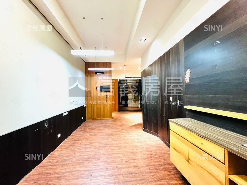 副都心｜崇明臨路黃金店墅房屋室內格局與周邊環境