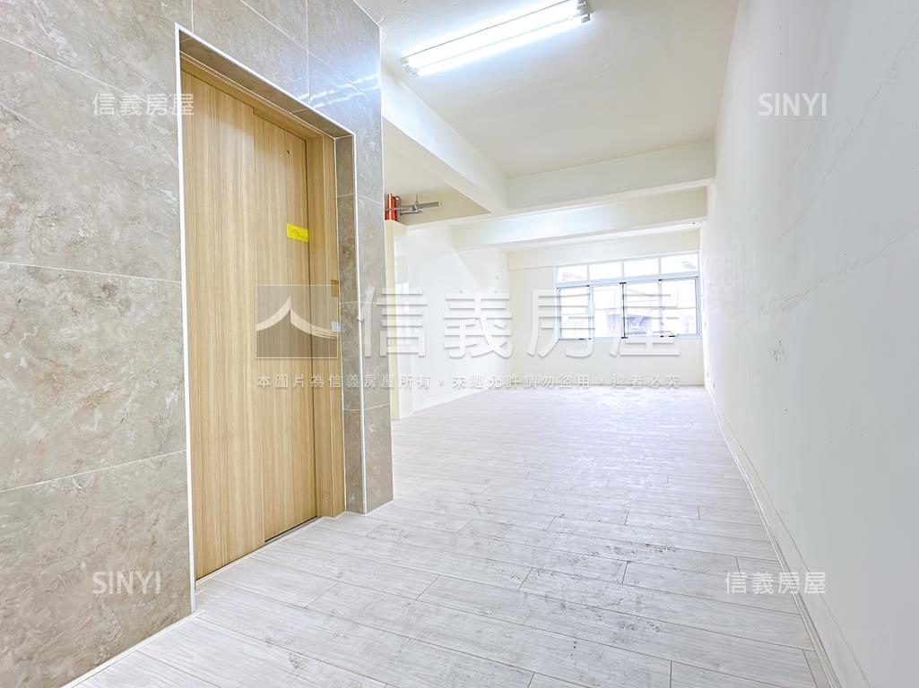 仁雄免爬樓梯翻新正路透天房屋室內格局與周邊環境