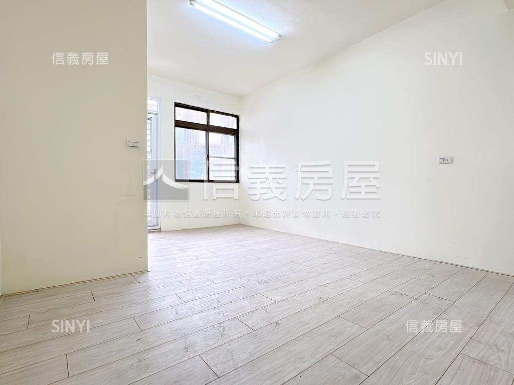 仁雄免爬樓梯翻新正路透天房屋室內格局與周邊環境