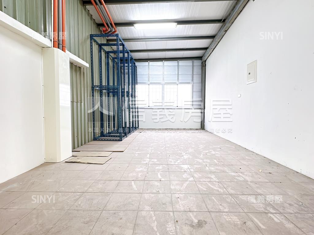 仁雄免爬樓梯翻新正路透天房屋室內格局與周邊環境