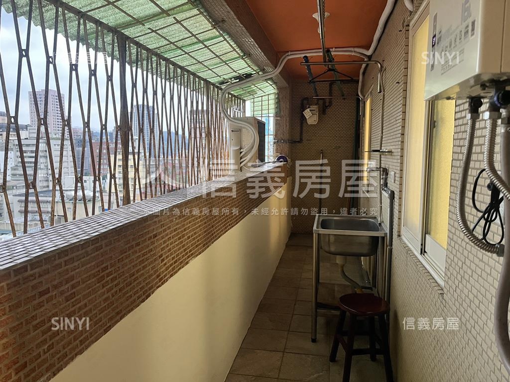 ＮＥＷ成功高樓亮麗３房房屋室內格局與周邊環境