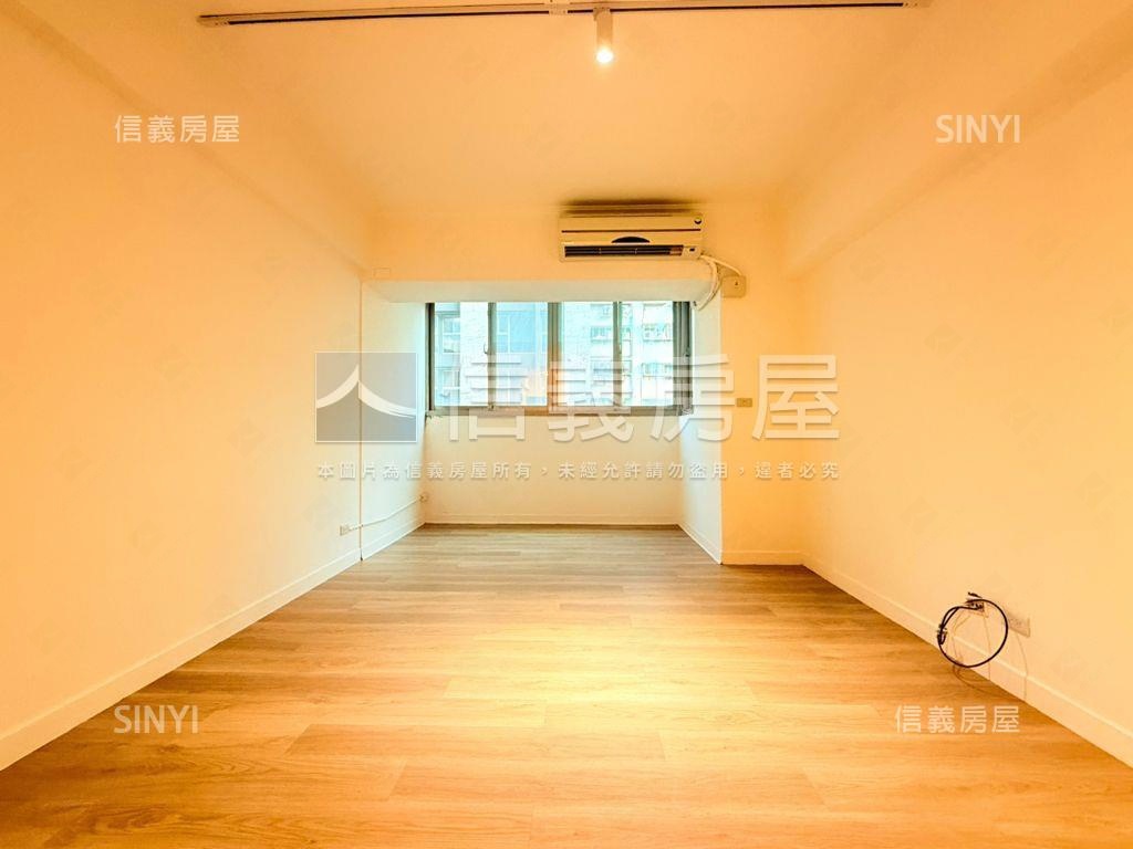 德安御璽美妝帶車位房屋室內格局與周邊環境