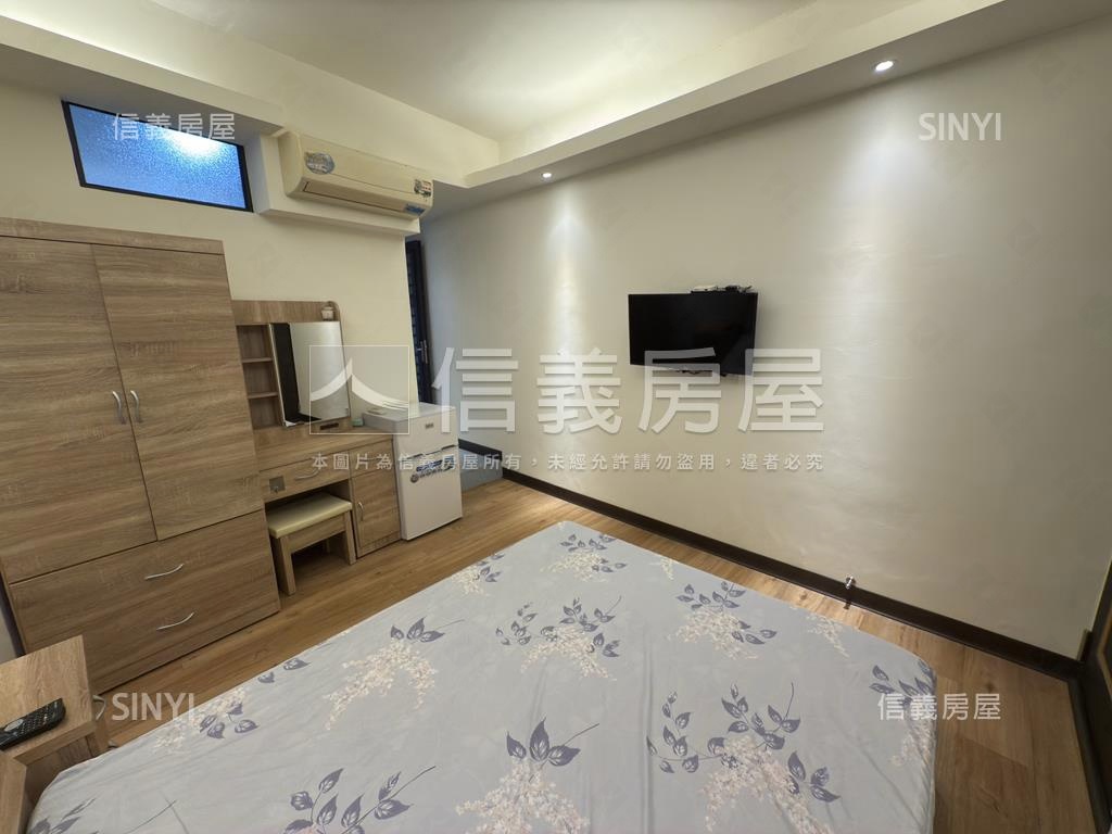 東區近巴克禮收租美４房房屋室內格局與周邊環境