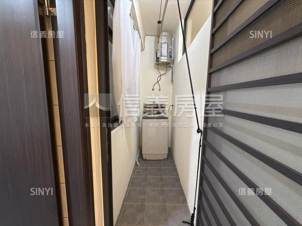 東區近巴克禮收租美４房房屋室內格局與周邊環境