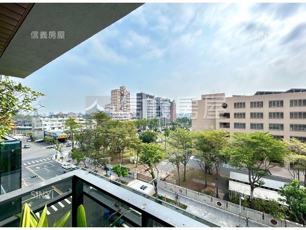 面三民高中質感美三房房屋室內格局與周邊環境