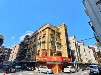 近松江路三面採光公寓