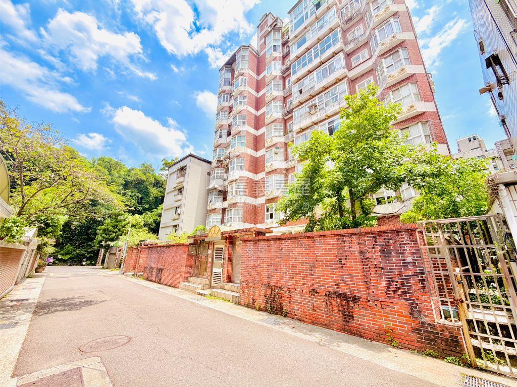 葫洲捷運－寬敞舒適居房屋室內格局與周邊環境