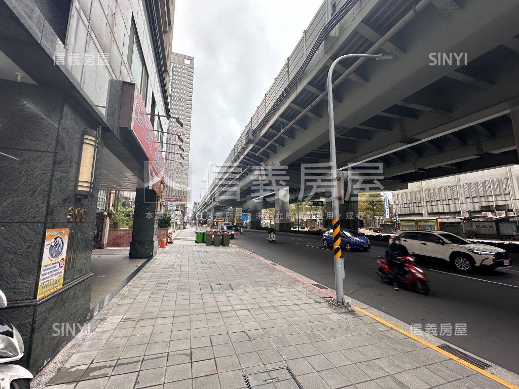 景平捷運金店面房屋室內格局與周邊環境