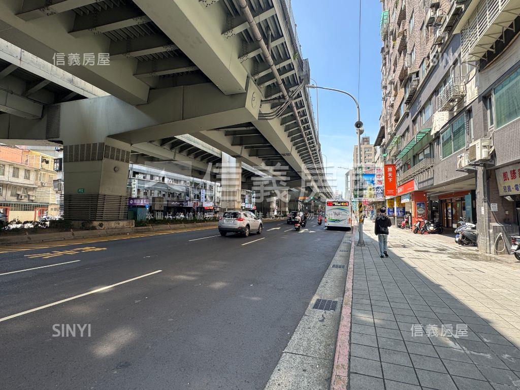 景平捷運金店面房屋室內格局與周邊環境