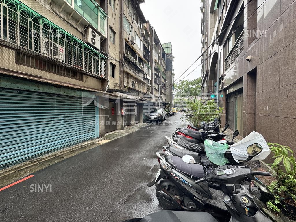 四號公園旁的道路用地房屋室內格局與周邊環境