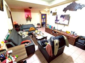 大坪林公寓一樓