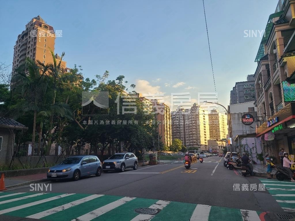 莊敬國小稀有透店房屋室內格局與周邊環境