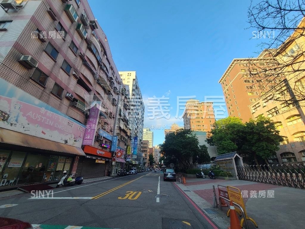 莊敬國小稀有透店房屋室內格局與周邊環境
