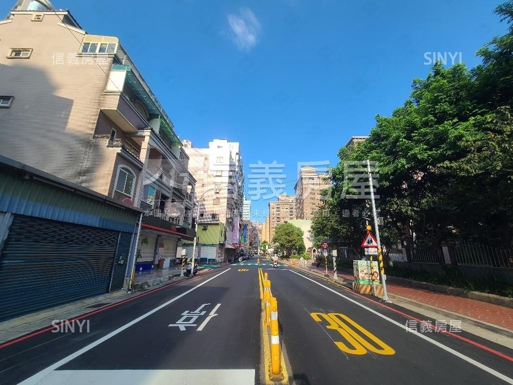 藝文莊敬學區透天大店面房屋室內格局與周邊環境