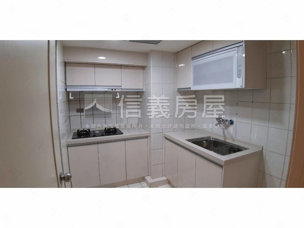 十方山水經典質感房屋室內格局與周邊環境