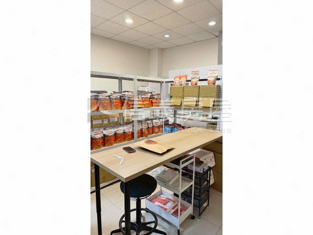 甜ＭＥＭＥ店面房屋室內格局與周邊環境