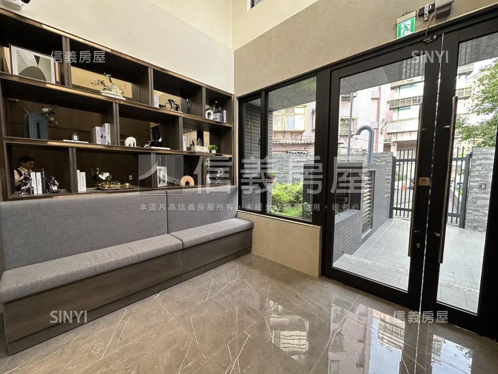 明日環頂峰悅居房屋室內格局與周邊環境