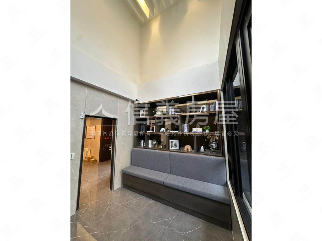 明日環頂峰悅居房屋室內格局與周邊環境