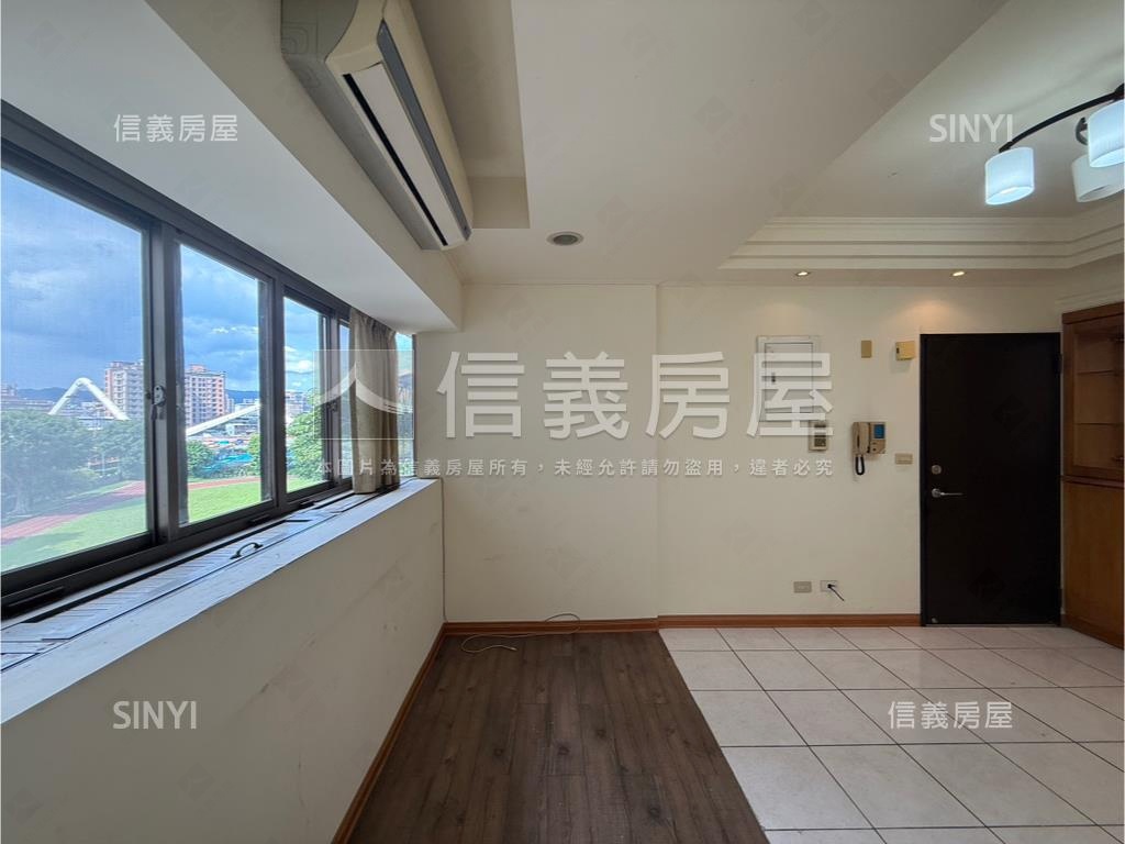 低總價稀有電梯有管理三房房屋室內格局與周邊環境