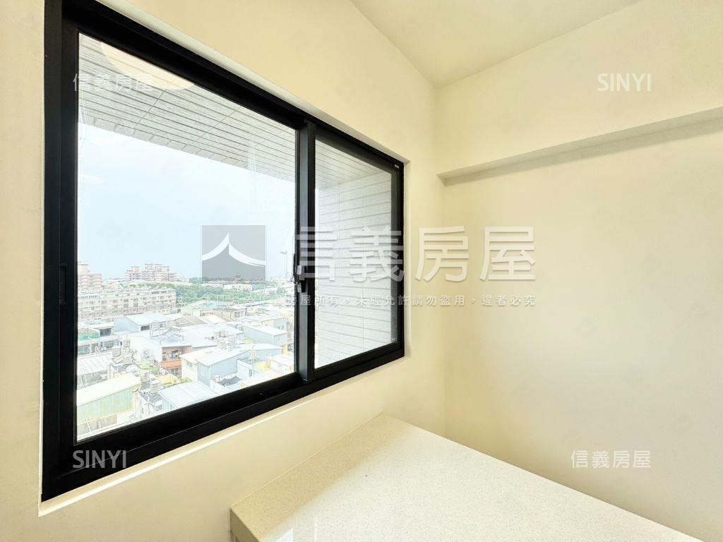 茂洋閱美高樓獨家兩房平車房屋室內格局與周邊環境