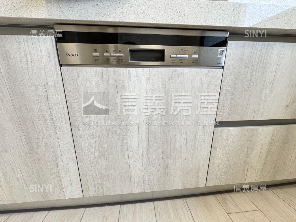 茂洋閱美高樓獨家兩房平車房屋室內格局與周邊環境