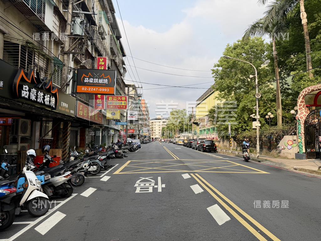 南山中學．學區黃金二樓房屋室內格局與周邊環境