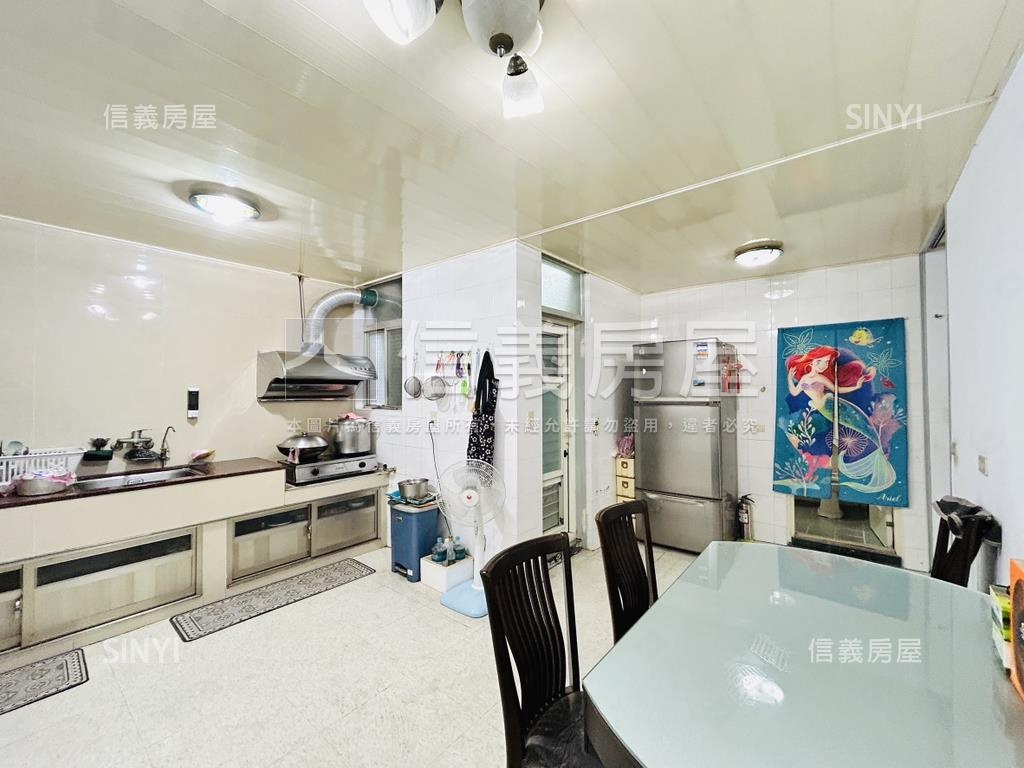 正自強路上大空間公寓房屋室內格局與周邊環境