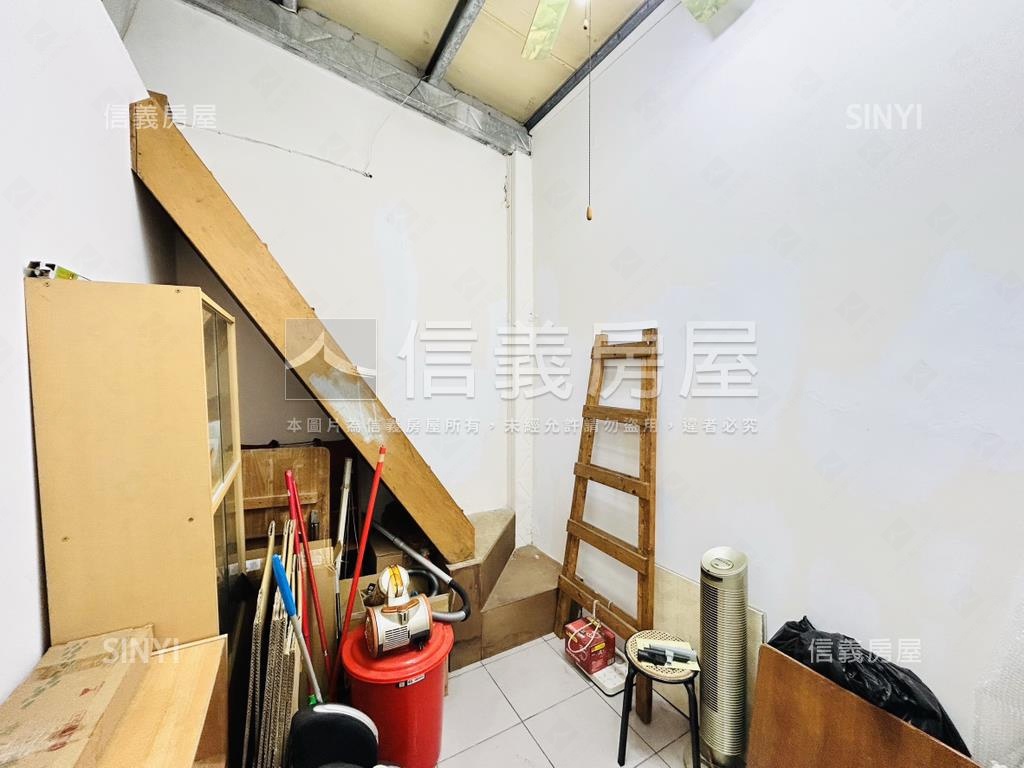 正自強路上大空間公寓房屋室內格局與周邊環境