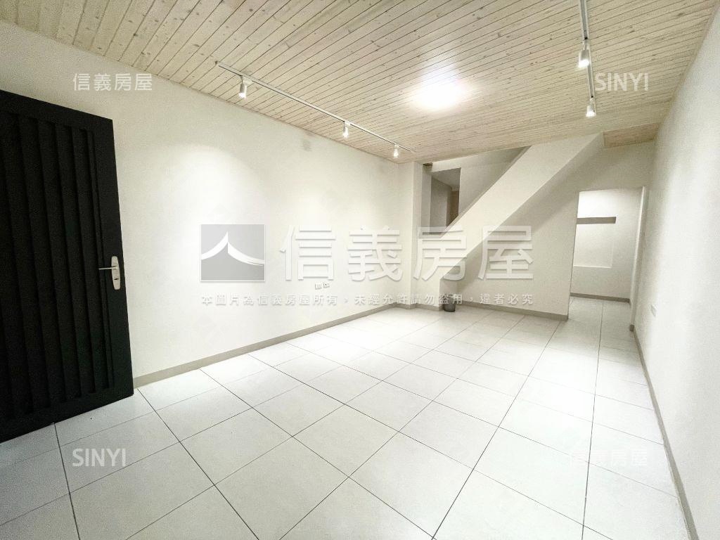 近輕軌文化中心翻修透天房屋室內格局與周邊環境