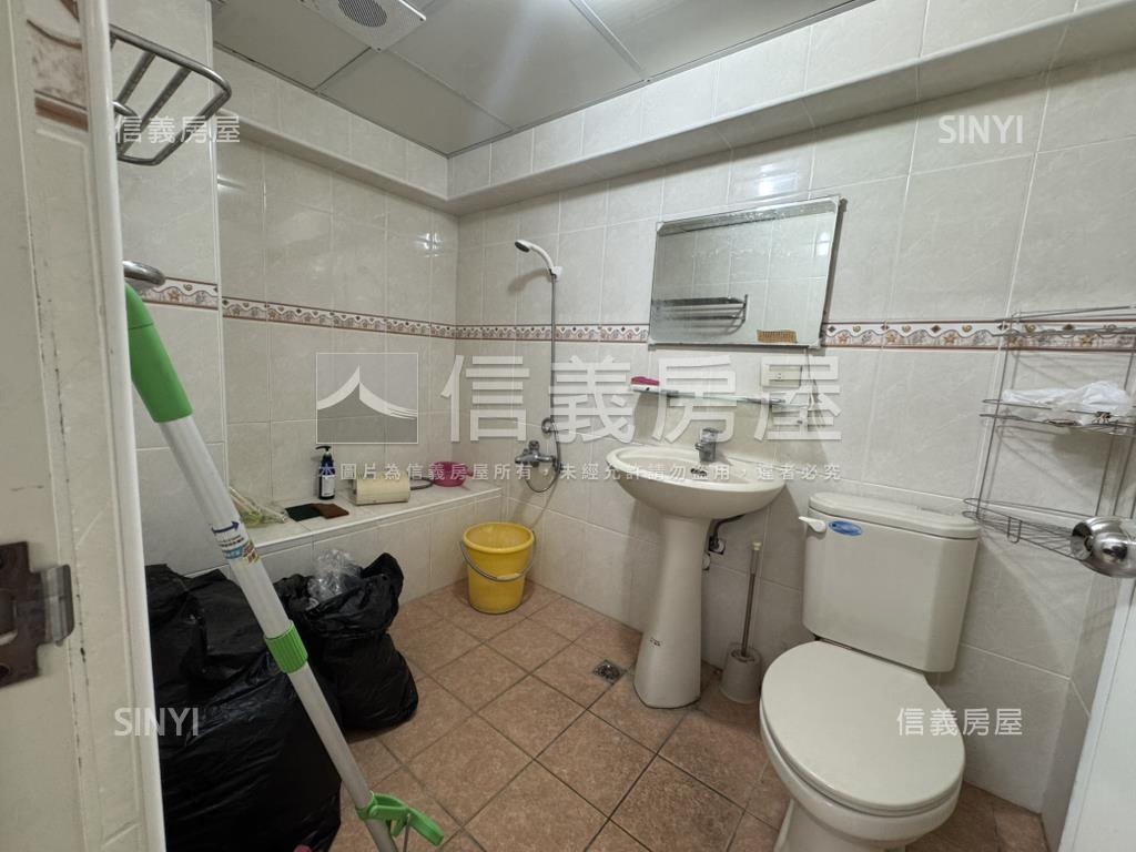 領帶城高樓３房平車房屋室內格局與周邊環境