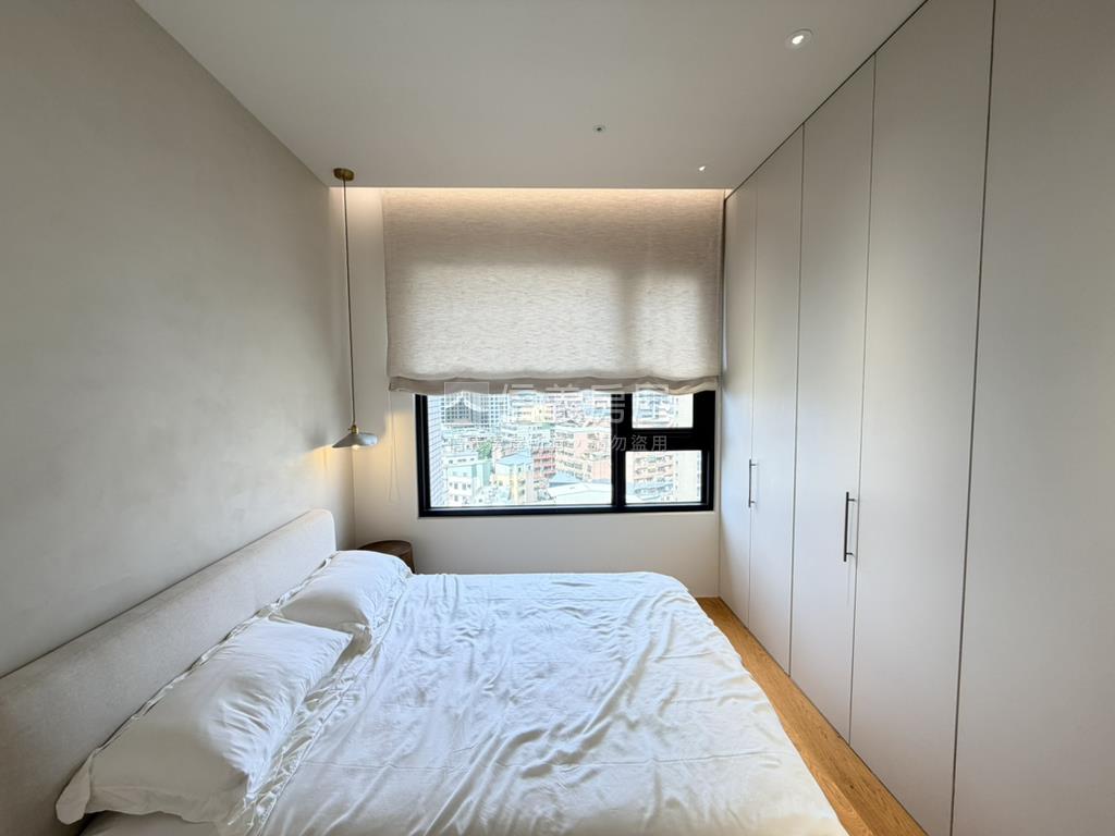 椰林花現㊝精裝層峰寓所房屋室內格局與周邊環境
