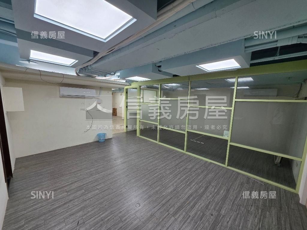 安康大空間商辦房屋室內格局與周邊環境