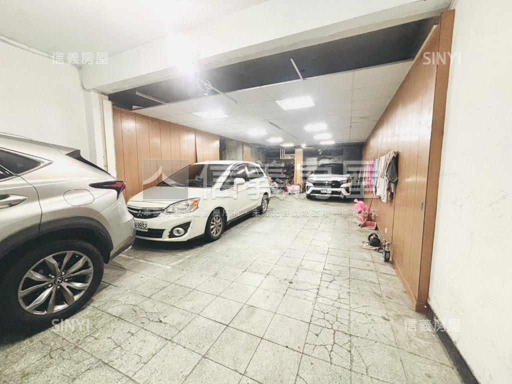 南雅南路公寓一樓房屋室內格局與周邊環境