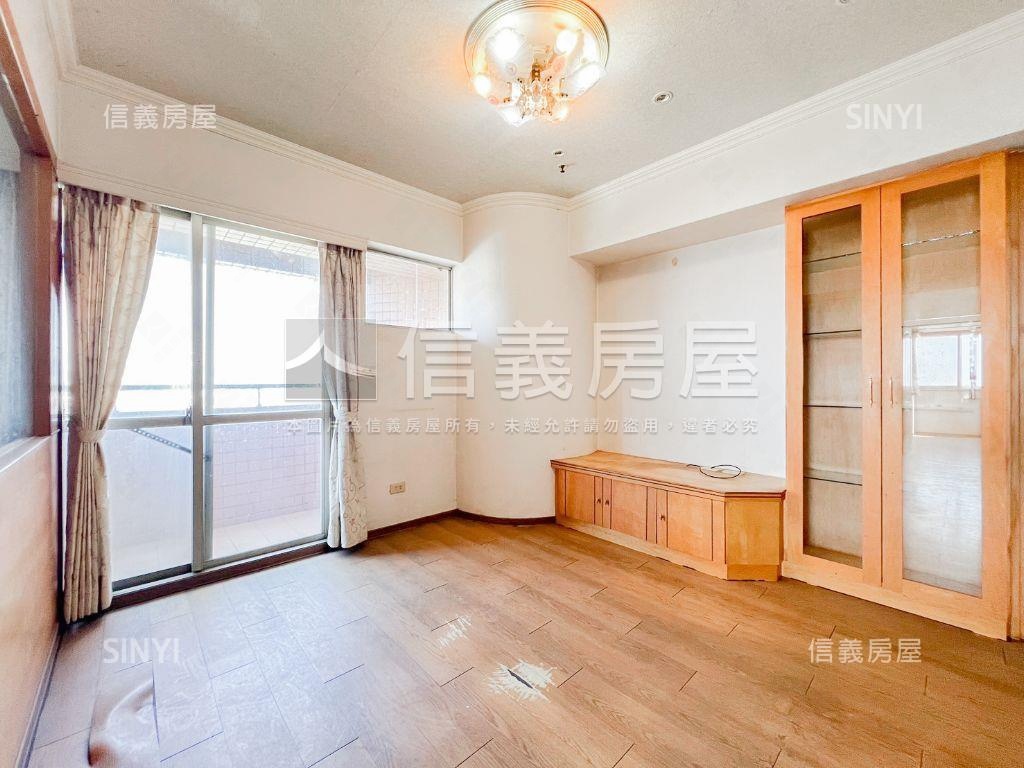 豐中旁首購兩房預約看屋房屋室內格局與周邊環境