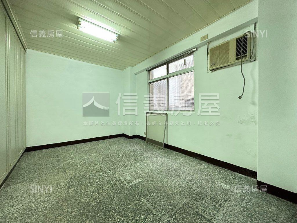 秀朗橋獨棟邊間方正美寓房屋室內格局與周邊環境
