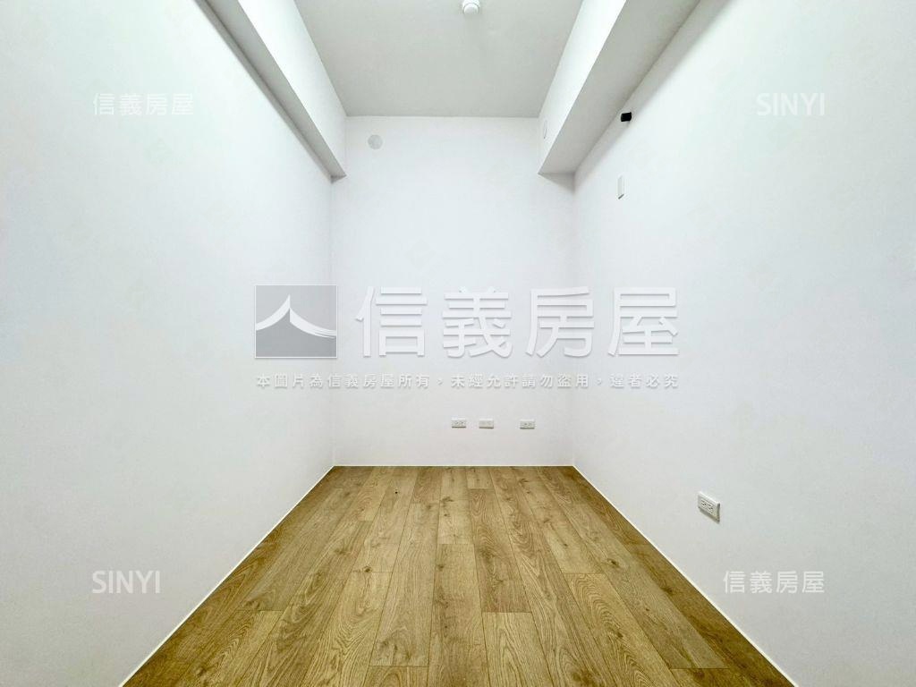 宇成森之邸面公園三房平車房屋室內格局與周邊環境