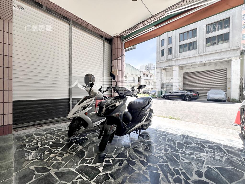 近美術館稀有正路店面房屋室內格局與周邊環境