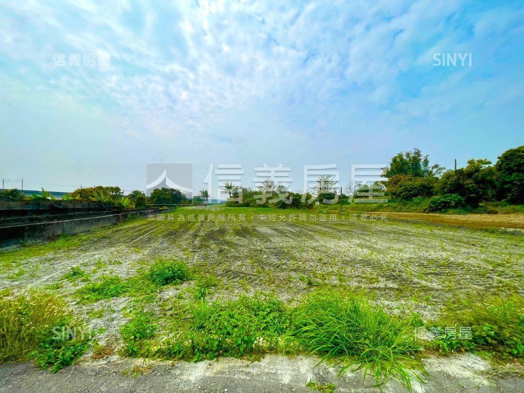 歸仁高鐵長榮路土地房屋室內格局與周邊環境