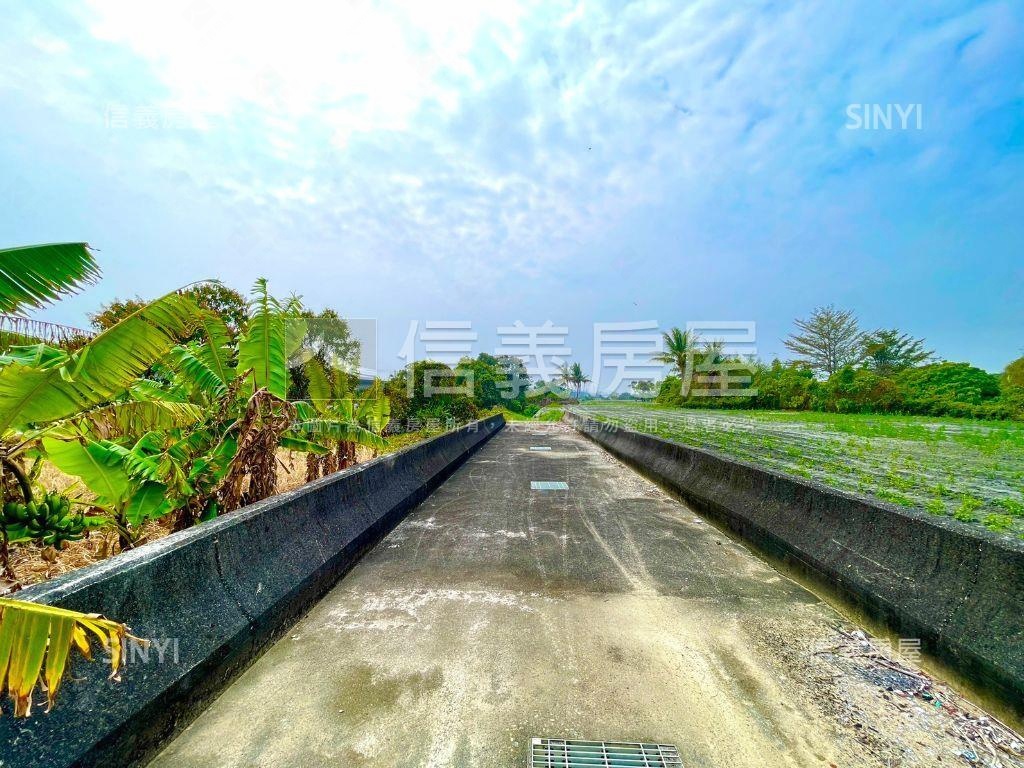 歸仁高鐵長榮路土地房屋室內格局與周邊環境