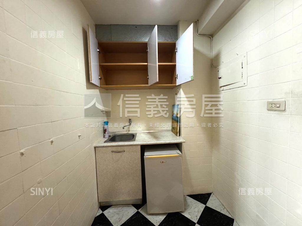 美迪亞。精美套房房屋室內格局與周邊環境