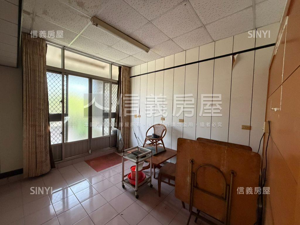 東區中華東路甲工廠房房屋室內格局與周邊環境