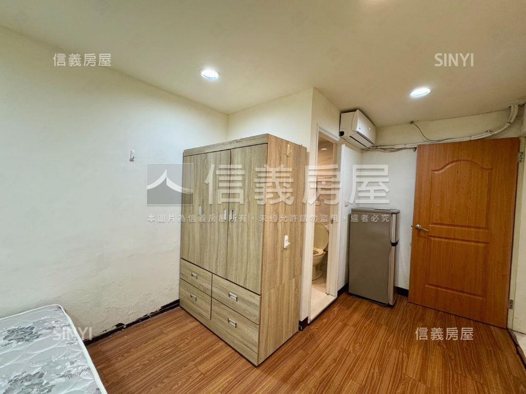 頂溪３００Ｍ收租一樓房屋室內格局與周邊環境