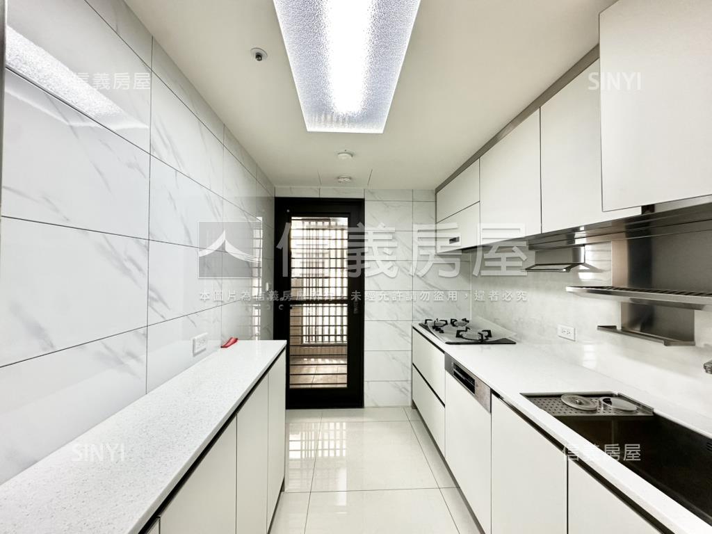 ☀富域景觀電梯三房房屋室內格局與周邊環境