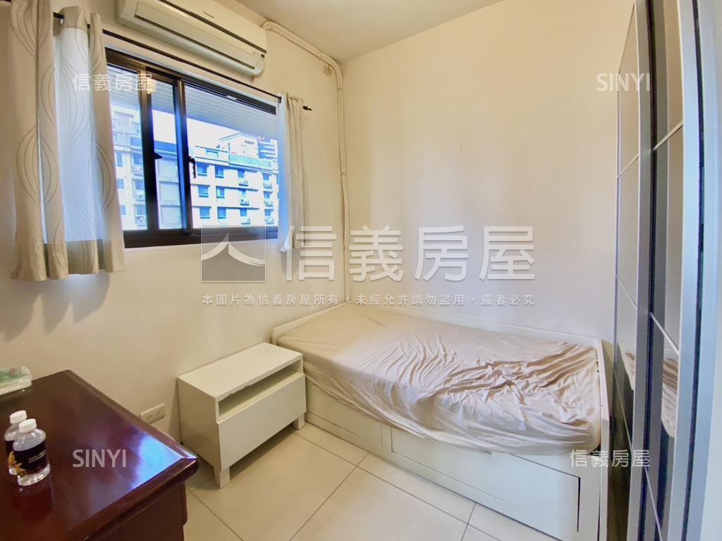 經國亞緻方正美兩房房屋室內格局與周邊環境