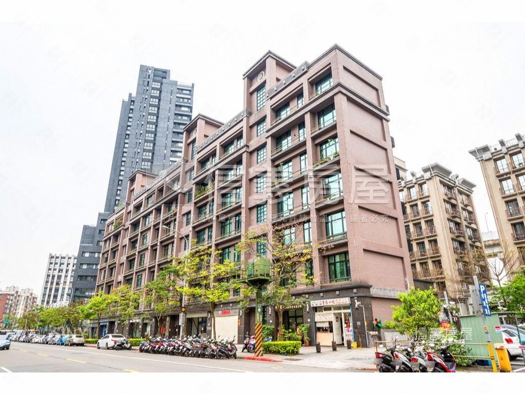 ［經貿ＢＯＳＳ］燙金店面房屋室內格局與周邊環境