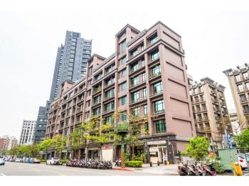 ［經貿ＢＯＳＳ］燙金店面